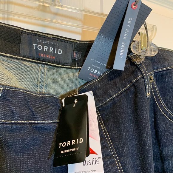 Torrid NWT Sky High Skinny Dark Stretch Jeans 28T - Picture 4 of 8